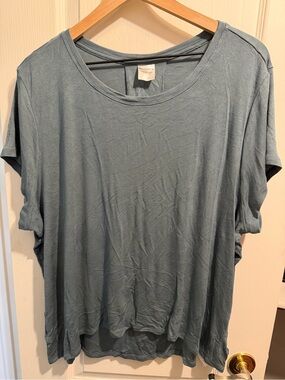 Athleta Slate Blue Relaxed Short Sleeve Crewneck Tee XL